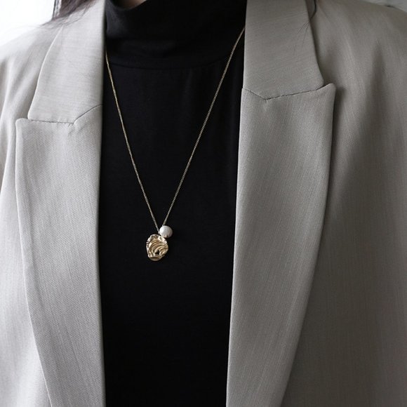 NEW 18K Gold Plated Rose Flower Fresh Water Pearl Necklace - Picture 2 of 9